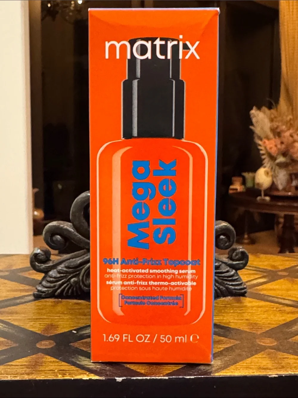 Matrix Mega Sleek 96h Anti-Frizz Topcoat Hair Serum 1.7 oz